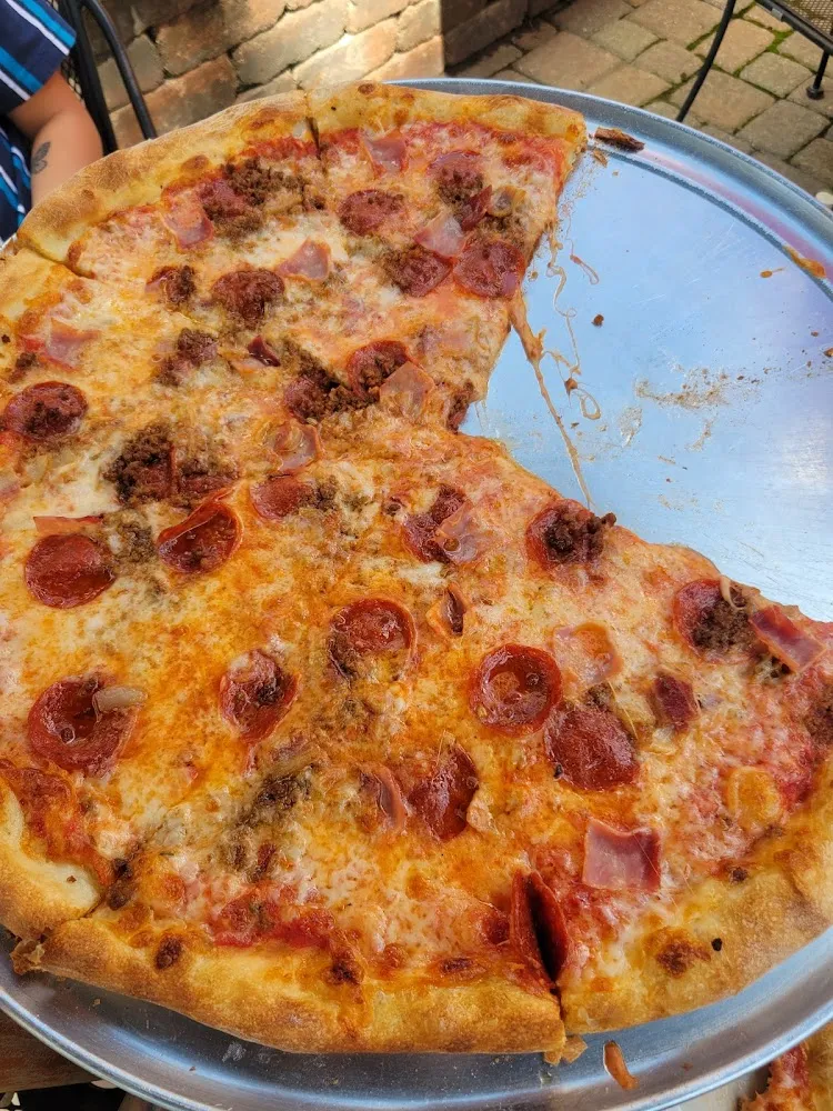 Deluxe Meat Lovers